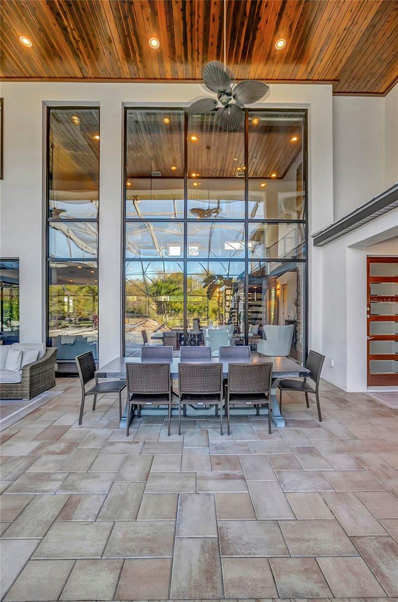 SANCTUARY ON LIVINGSTON PH 02 - Residential