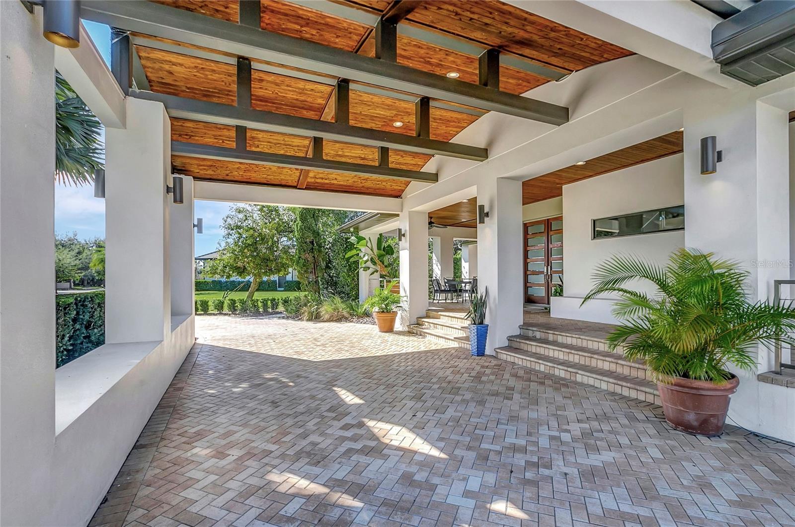 SANCTUARY ON LIVINGSTON PH 02 - Residential