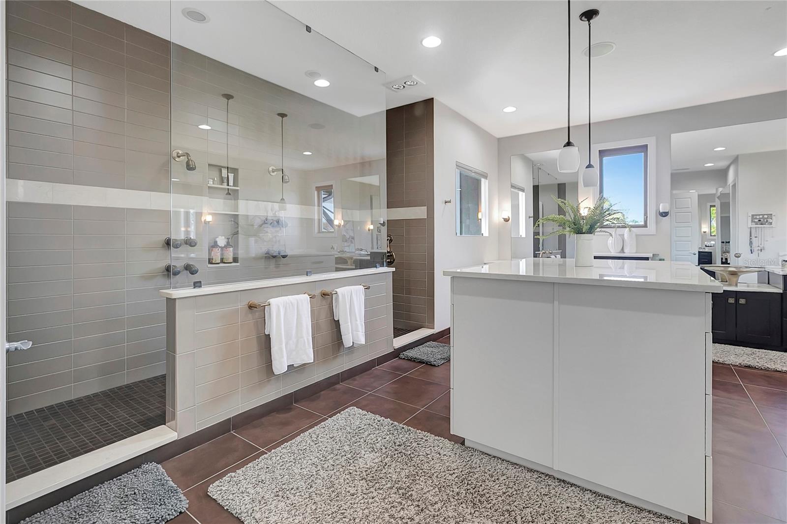 SANCTUARY ON LIVINGSTON PH 02 - Residential