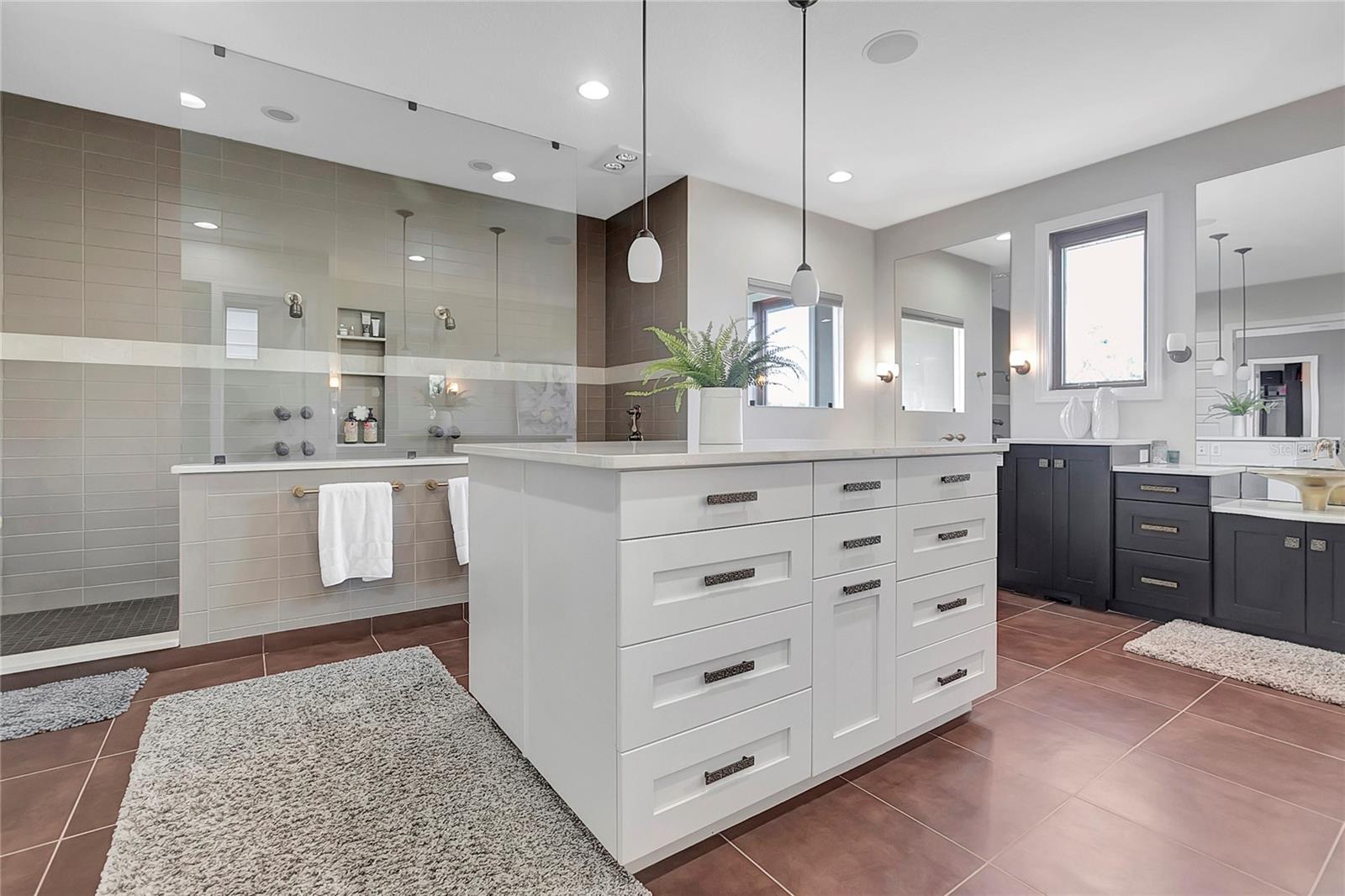 SANCTUARY ON LIVINGSTON PH 02 - Residential