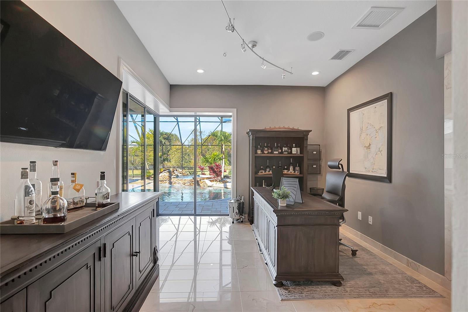 SANCTUARY ON LIVINGSTON PH 02 - Residential