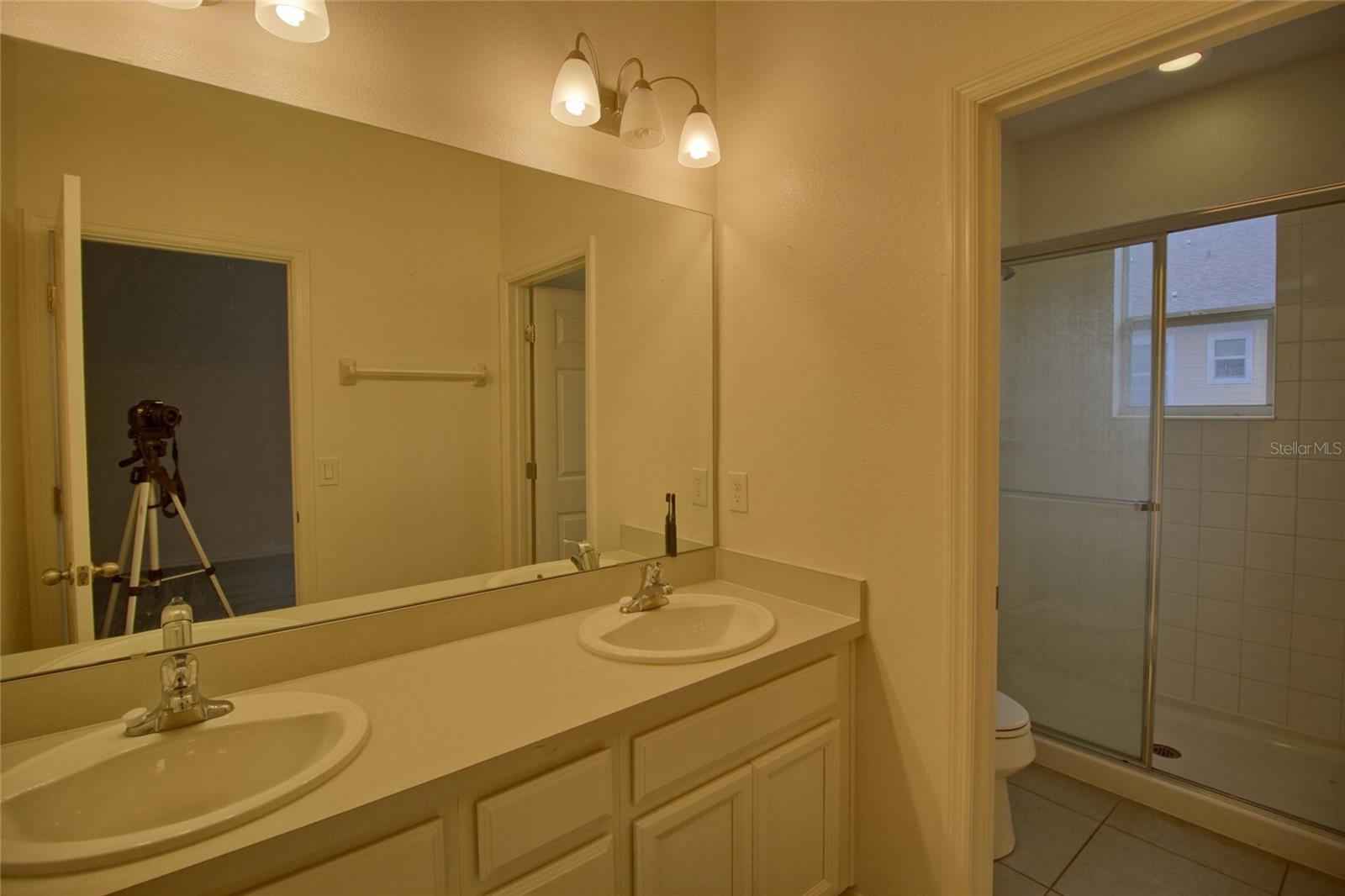 AMBERGATE - Residential Lease