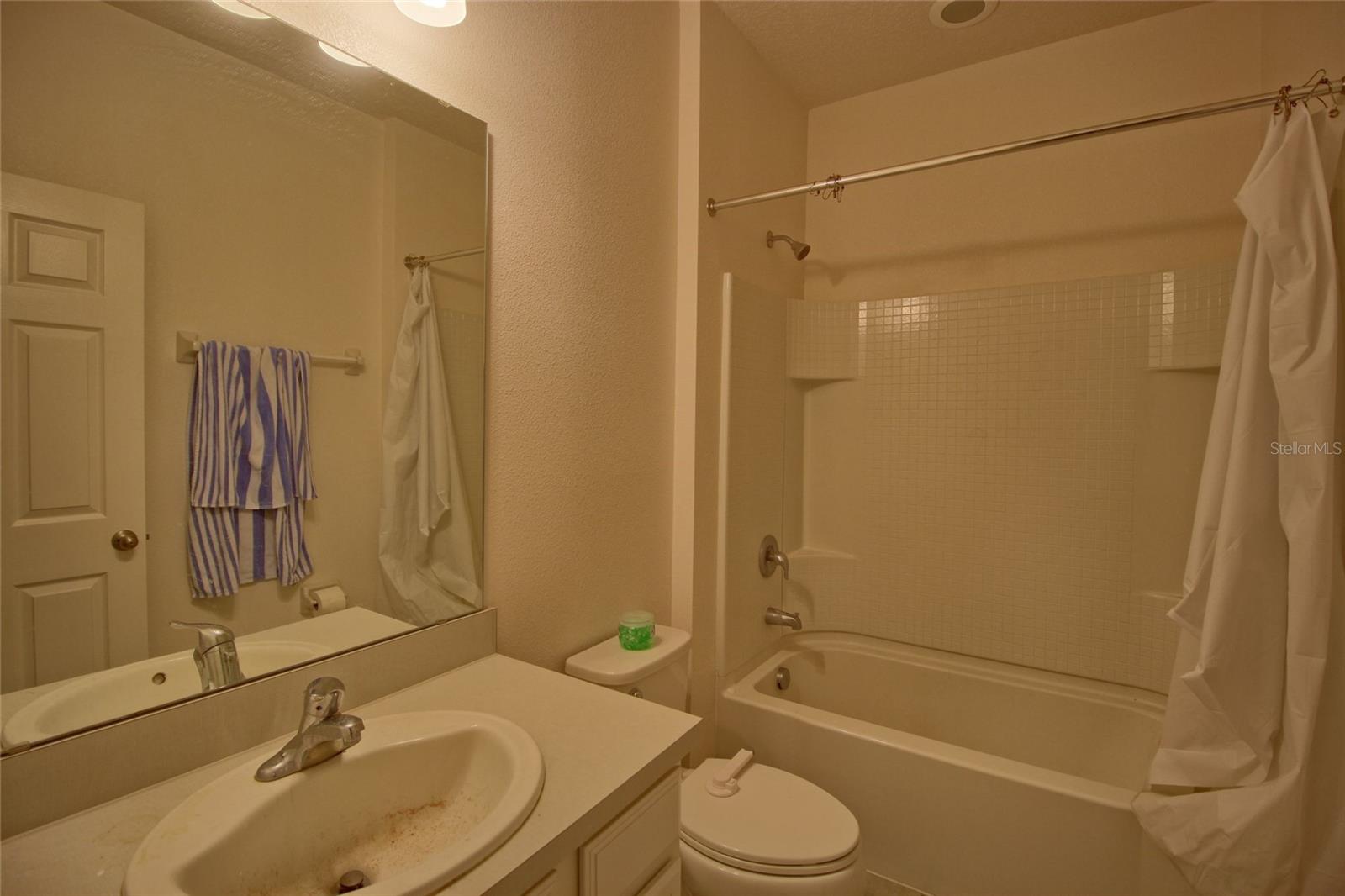 AMBERGATE - Residential Lease