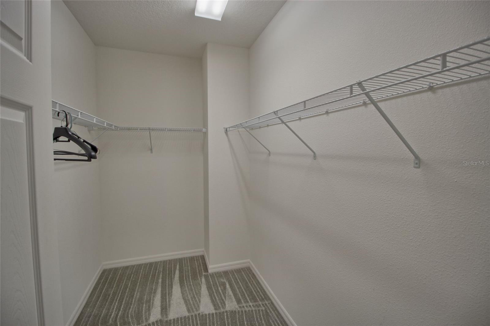 AMBERGATE - Residential Lease