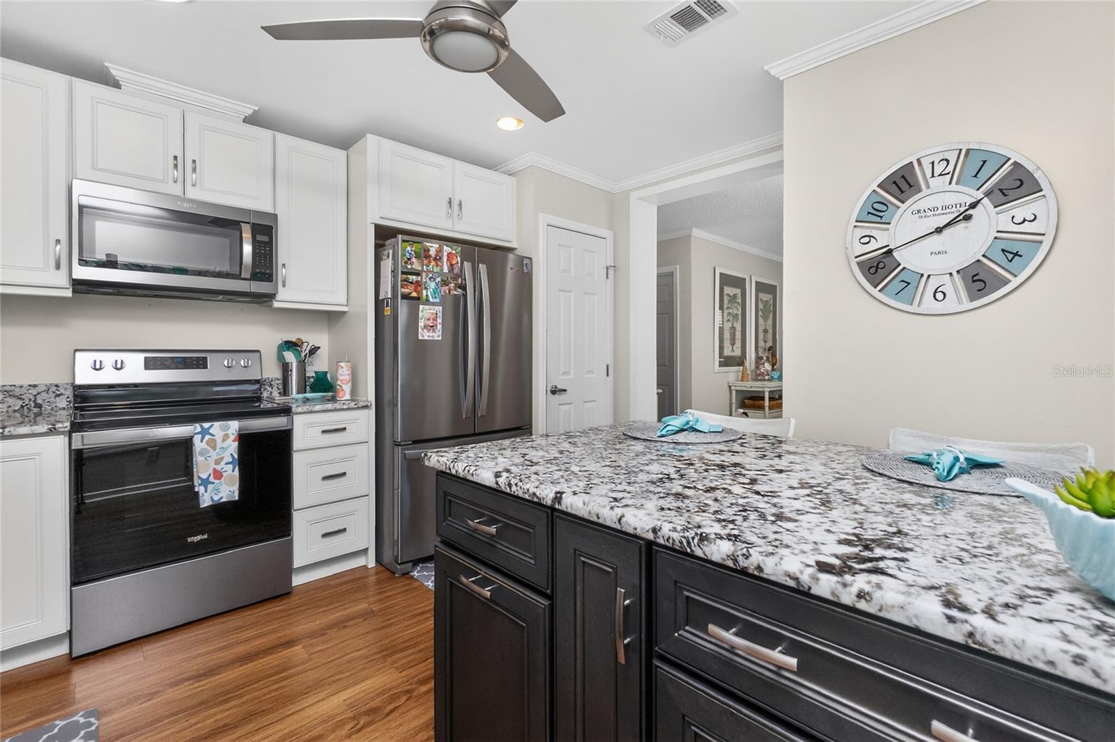 EAGLE POINT MHP - Residential