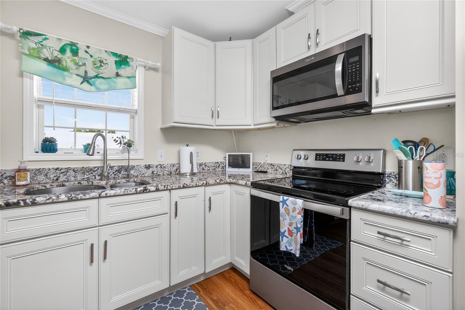 EAGLE POINT MHP - Residential