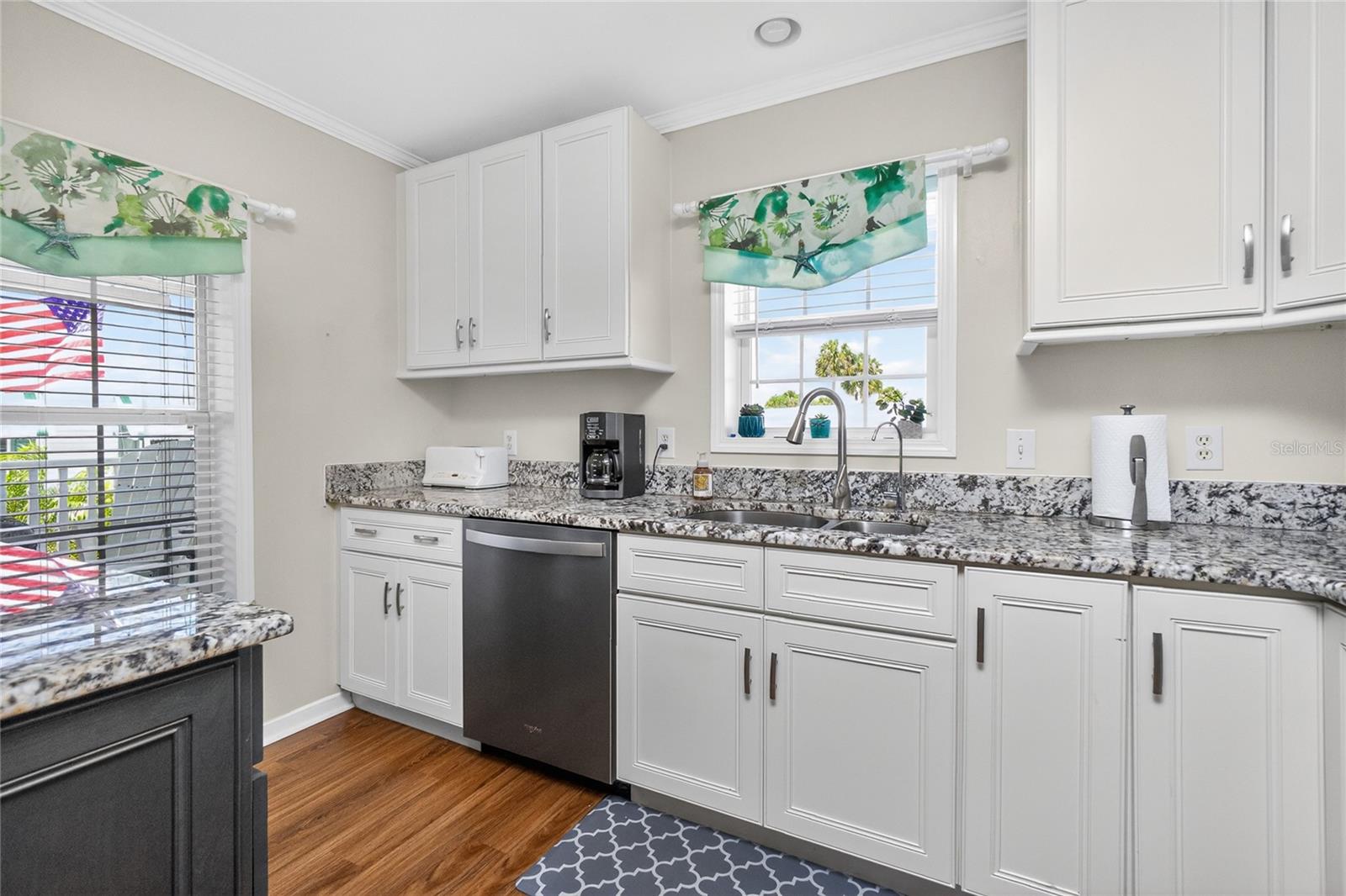 EAGLE POINT MHP - Residential