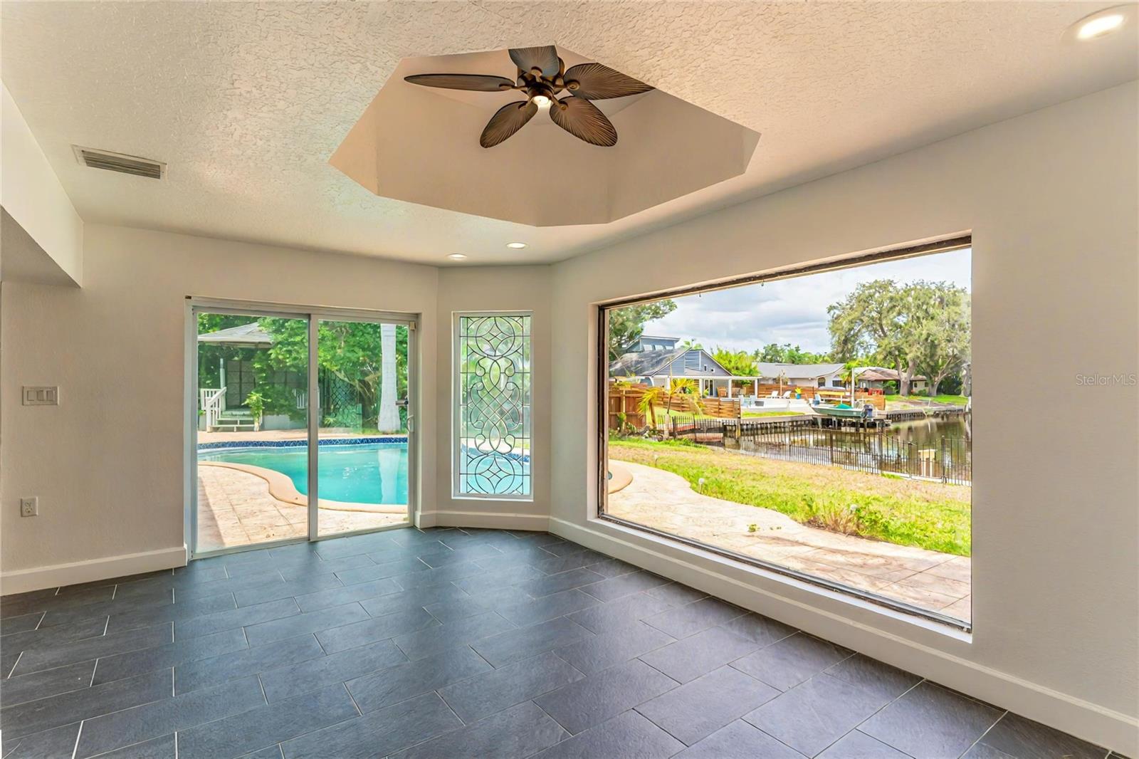 ARVIS CIRCLE - Residential