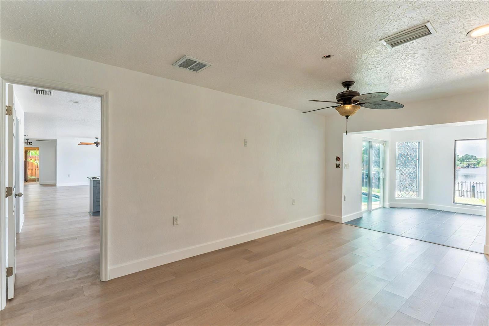 ARVIS CIRCLE - Residential