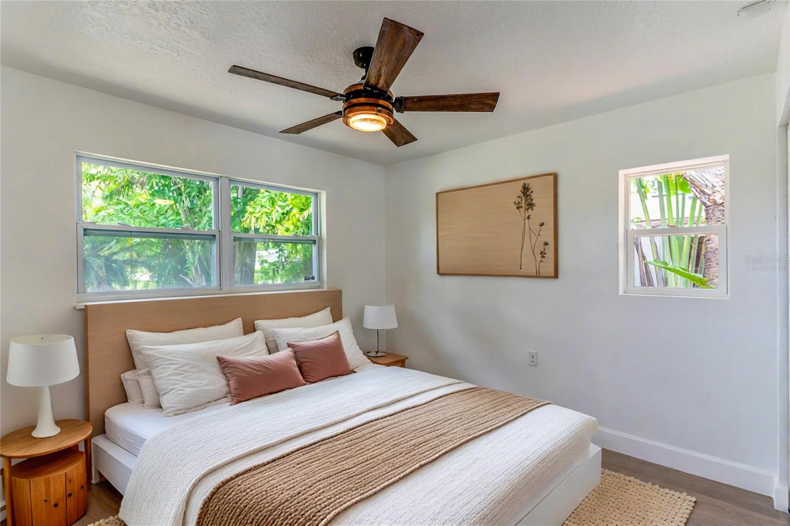 ARVIS CIRCLE - Residential