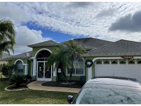 A home in LAKE SUZY