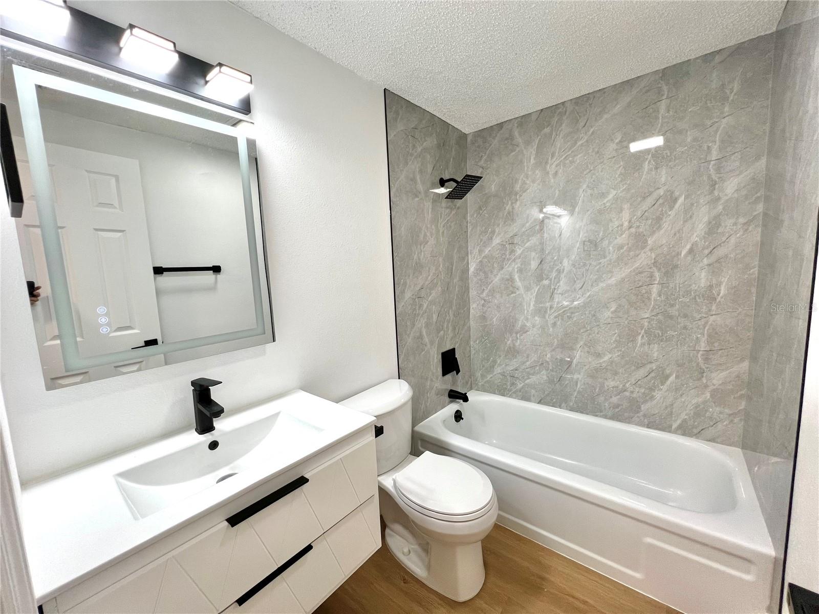 NEW PORT COLONY 05 WAY - Residential Lease