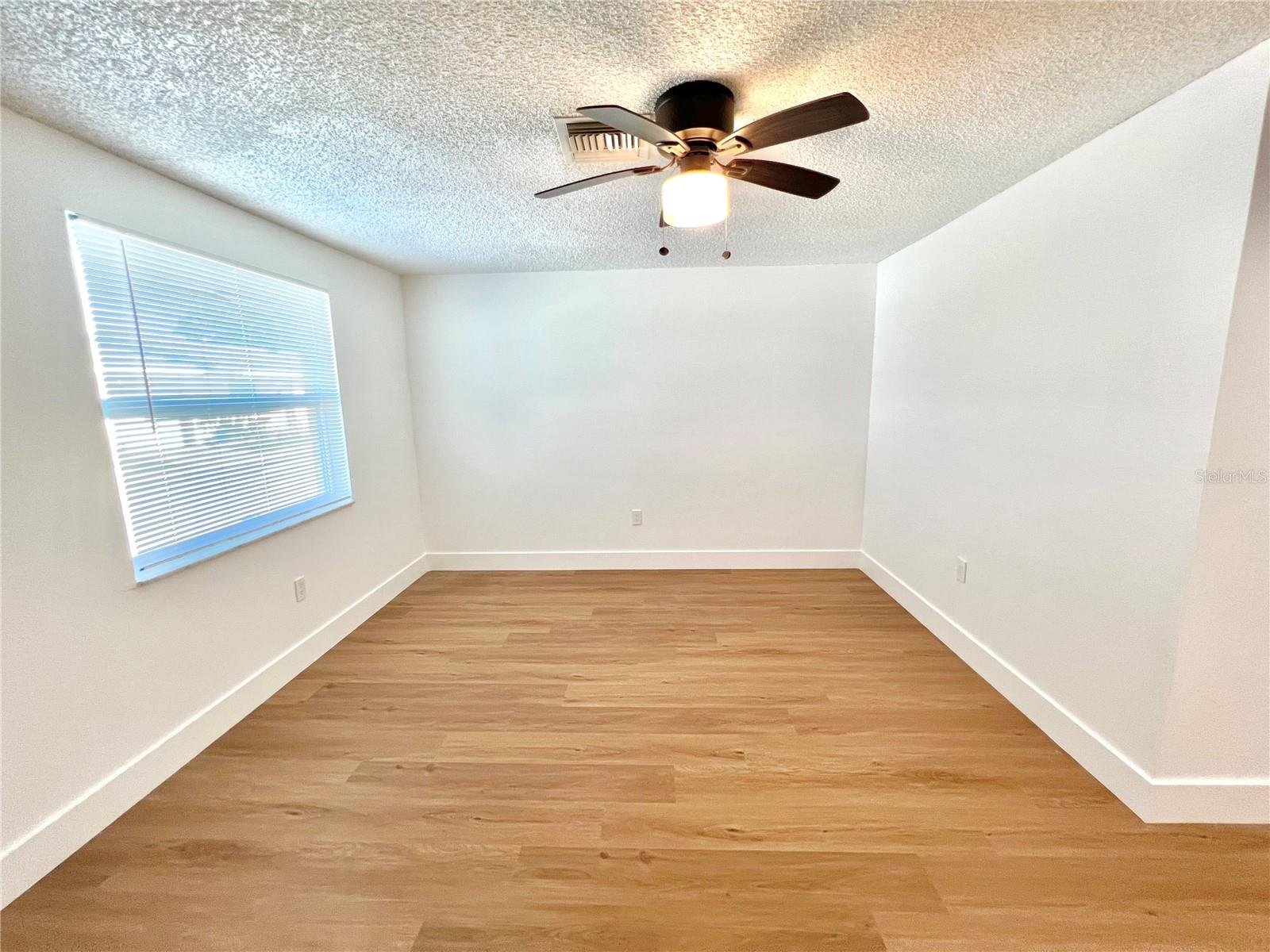 NEW PORT COLONY 05 WAY - Residential Lease