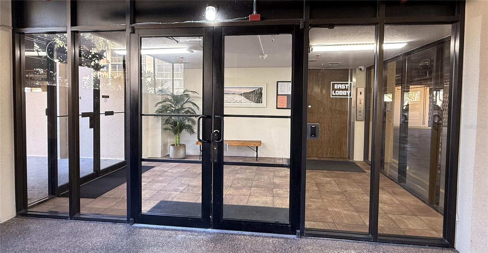 PROMENADES WEST - Residential