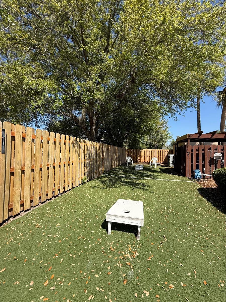 PROMENADES WEST - Residential