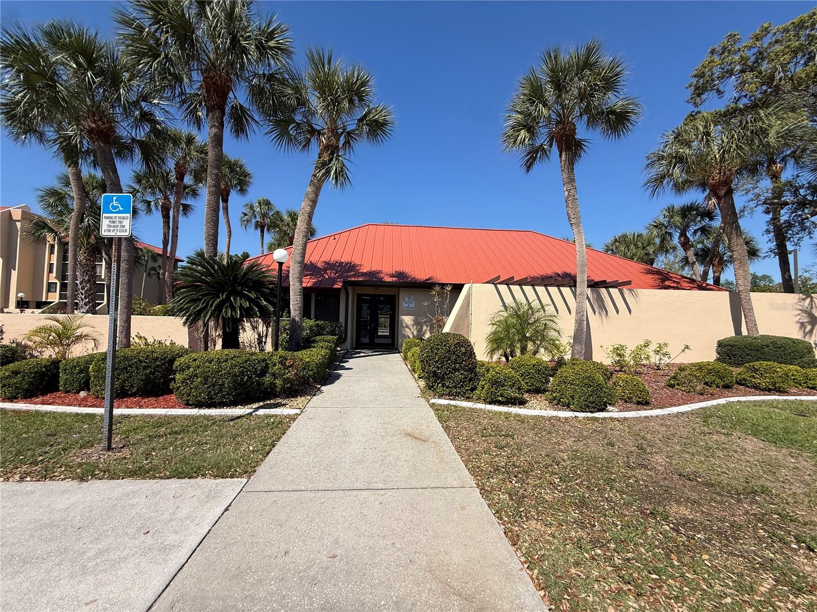 PROMENADES WEST - Residential