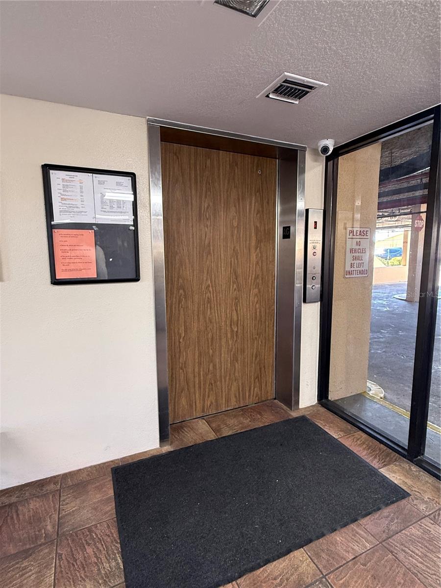 PROMENADES WEST - Residential