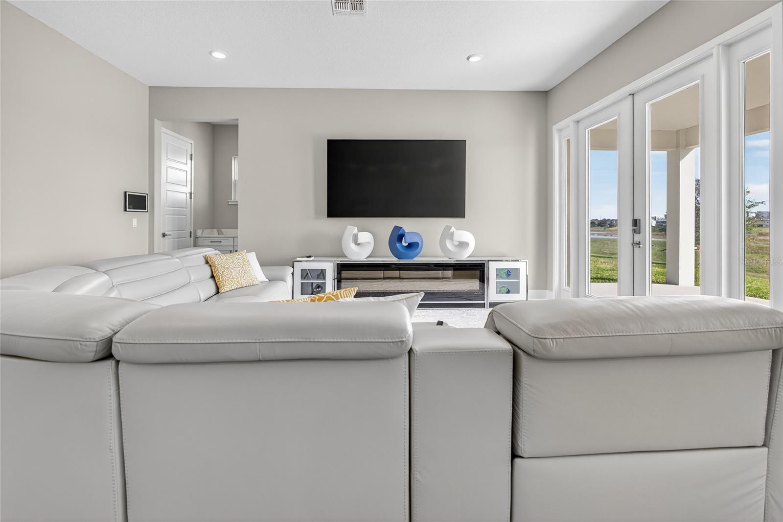 SILVERLEAF RESERVE - Residential