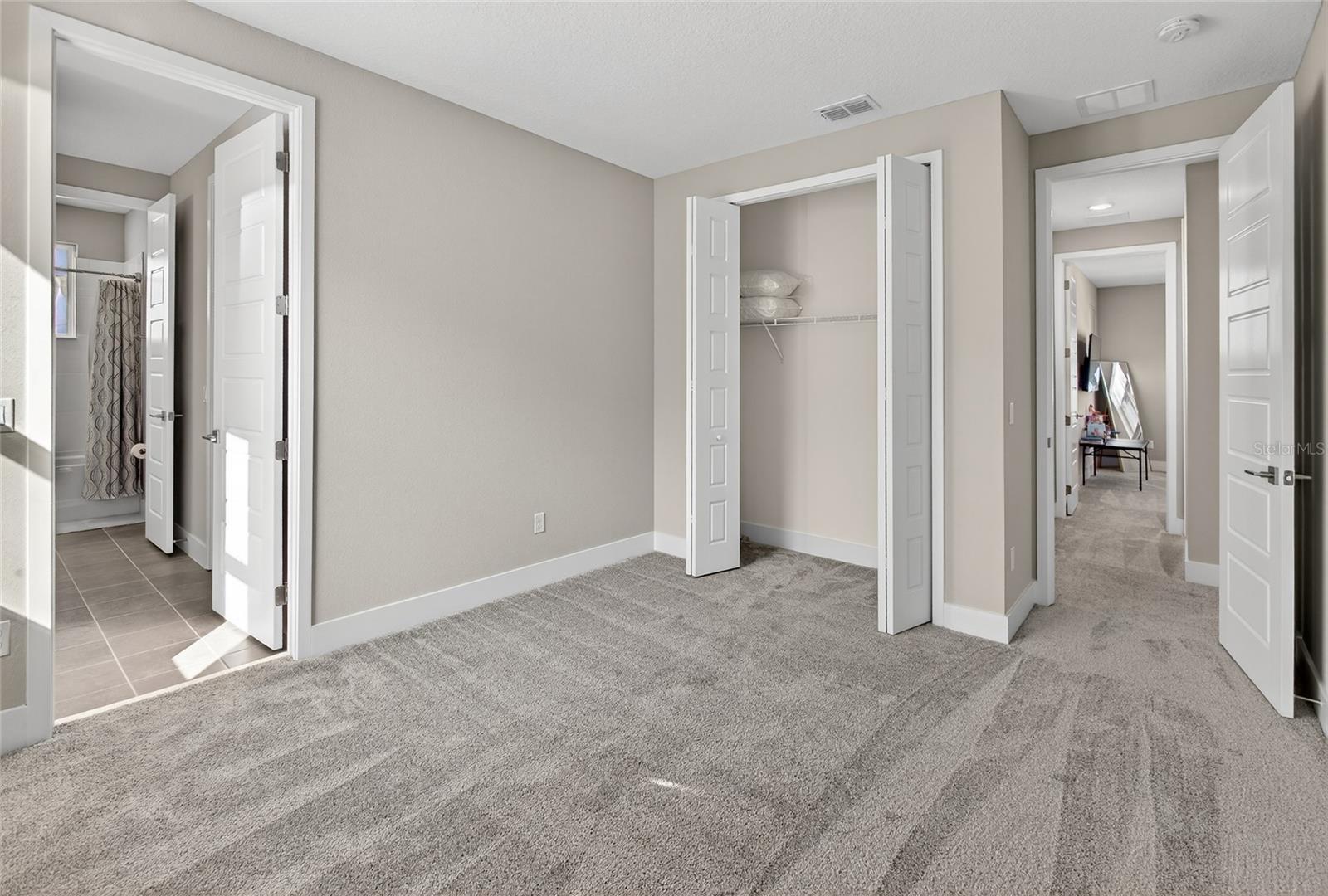 SILVERLEAF RESERVE - Residential