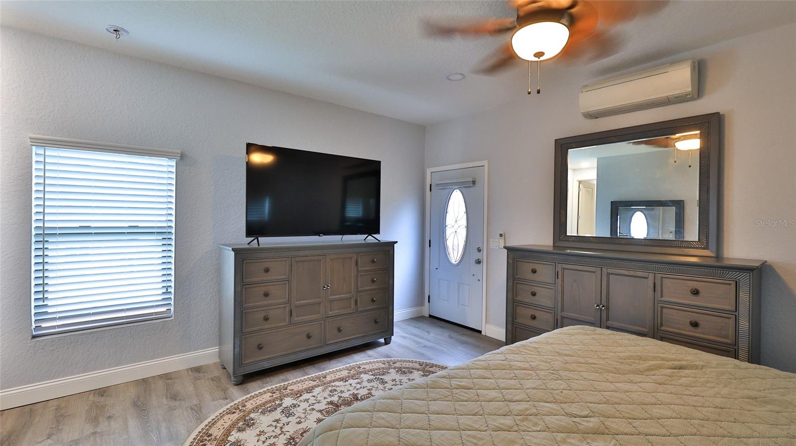 EDGEWATER SHORES UN 01 - Residential