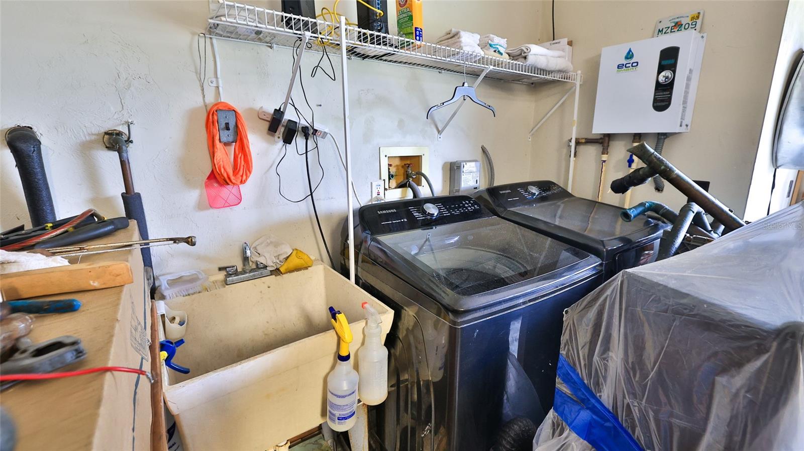 EDGEWATER SHORES UN 01 - Residential