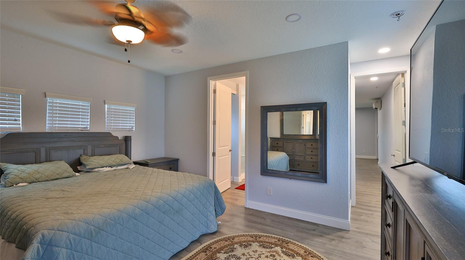 EDGEWATER SHORES UN 01 - Residential