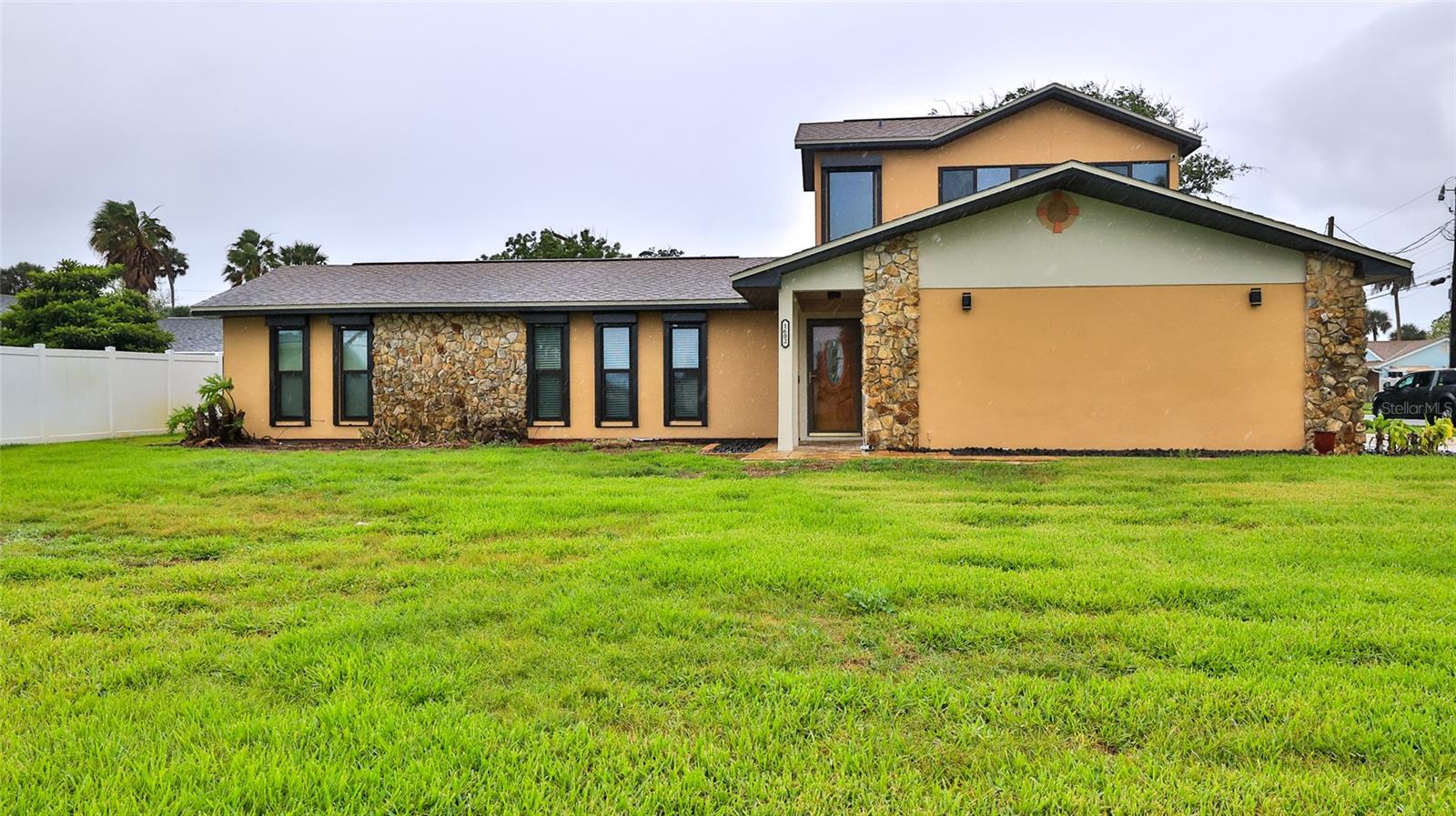 EDGEWATER SHORES UN 01 - Residential