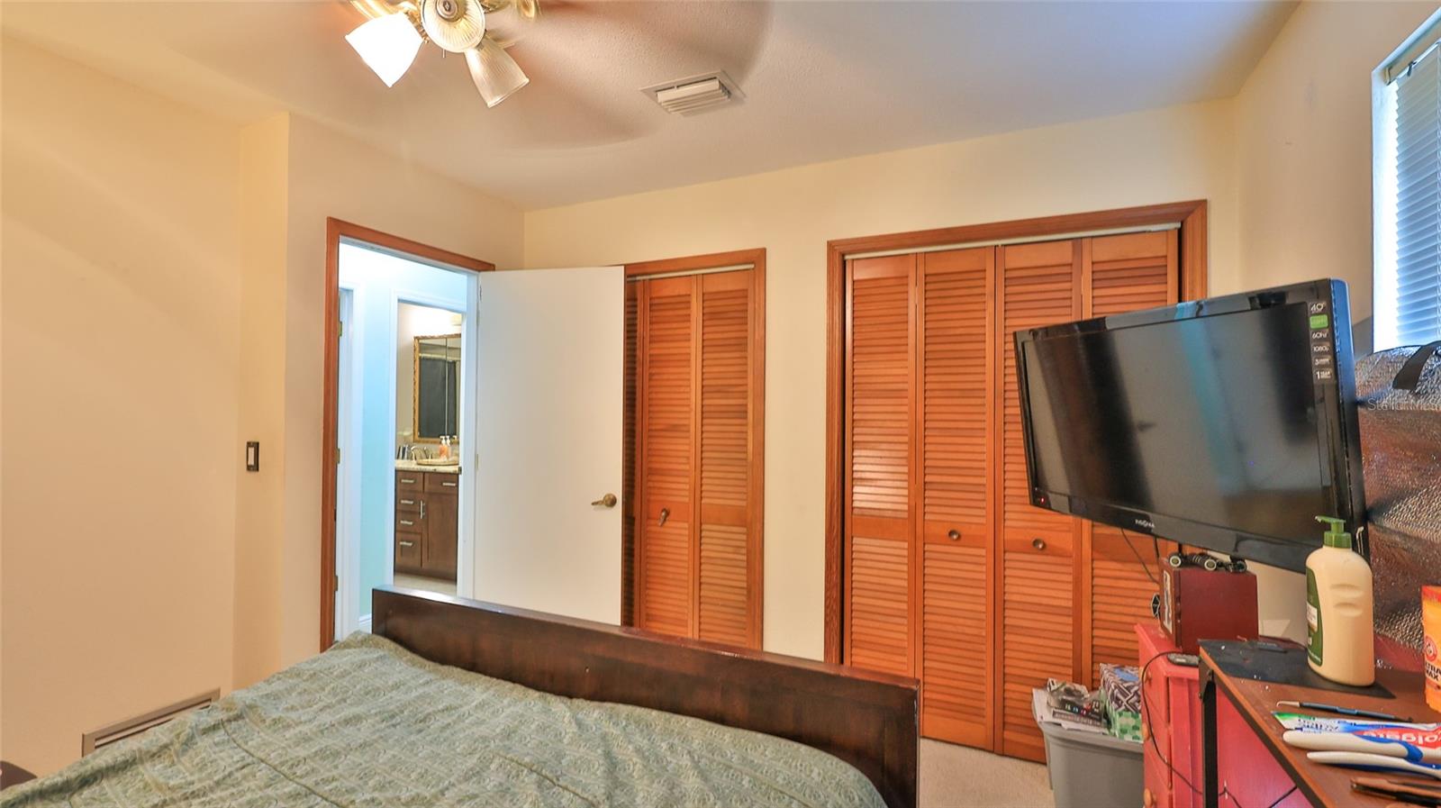 EDGEWATER SHORES UN 01 - Residential