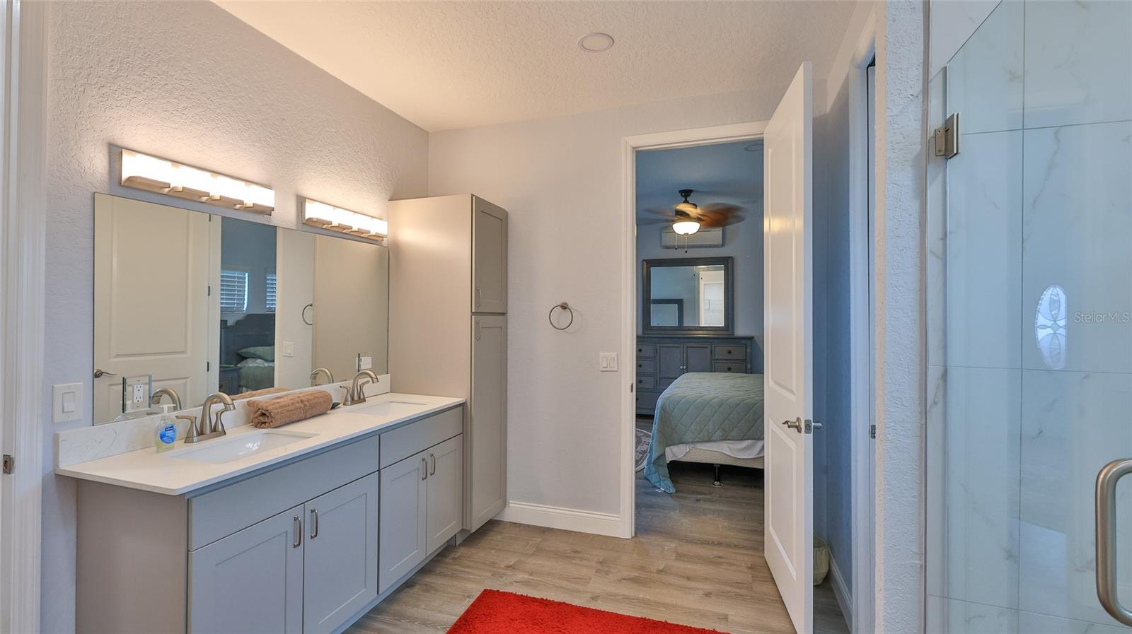 EDGEWATER SHORES UN 01 - Residential