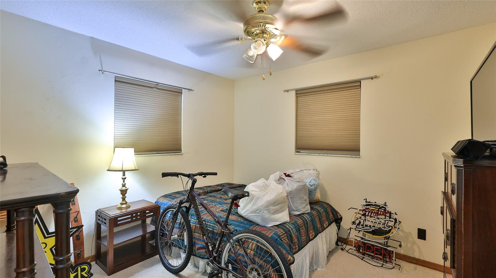 EDGEWATER SHORES UN 01 - Residential