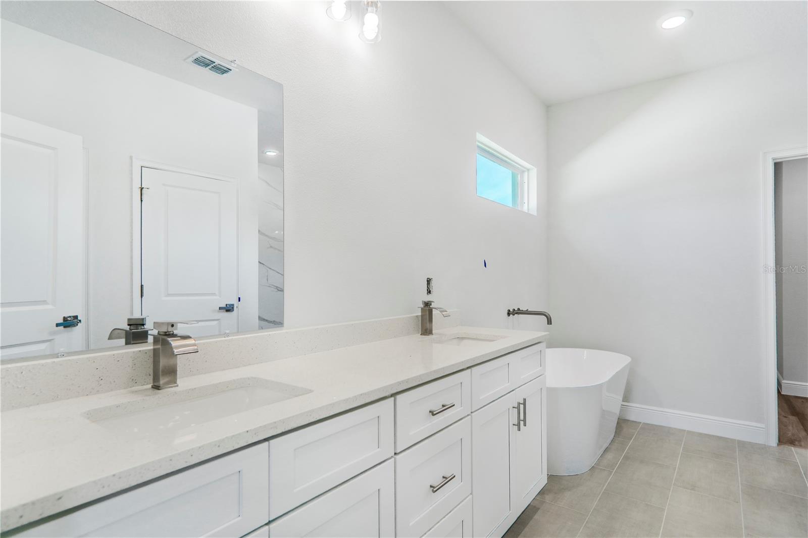 MARION OAKS UN 06 - Residential