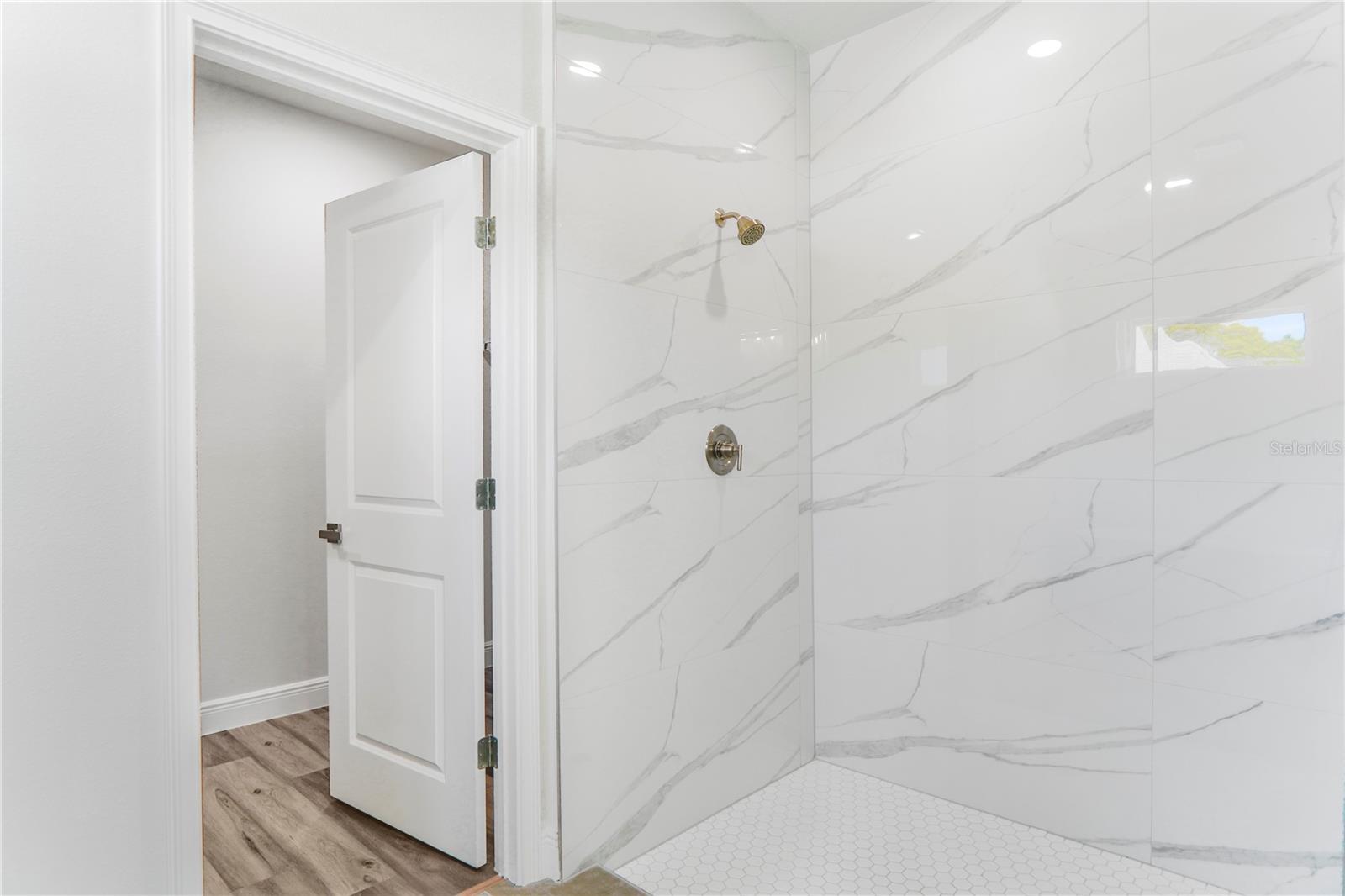 MARION OAKS UN 06 - Residential