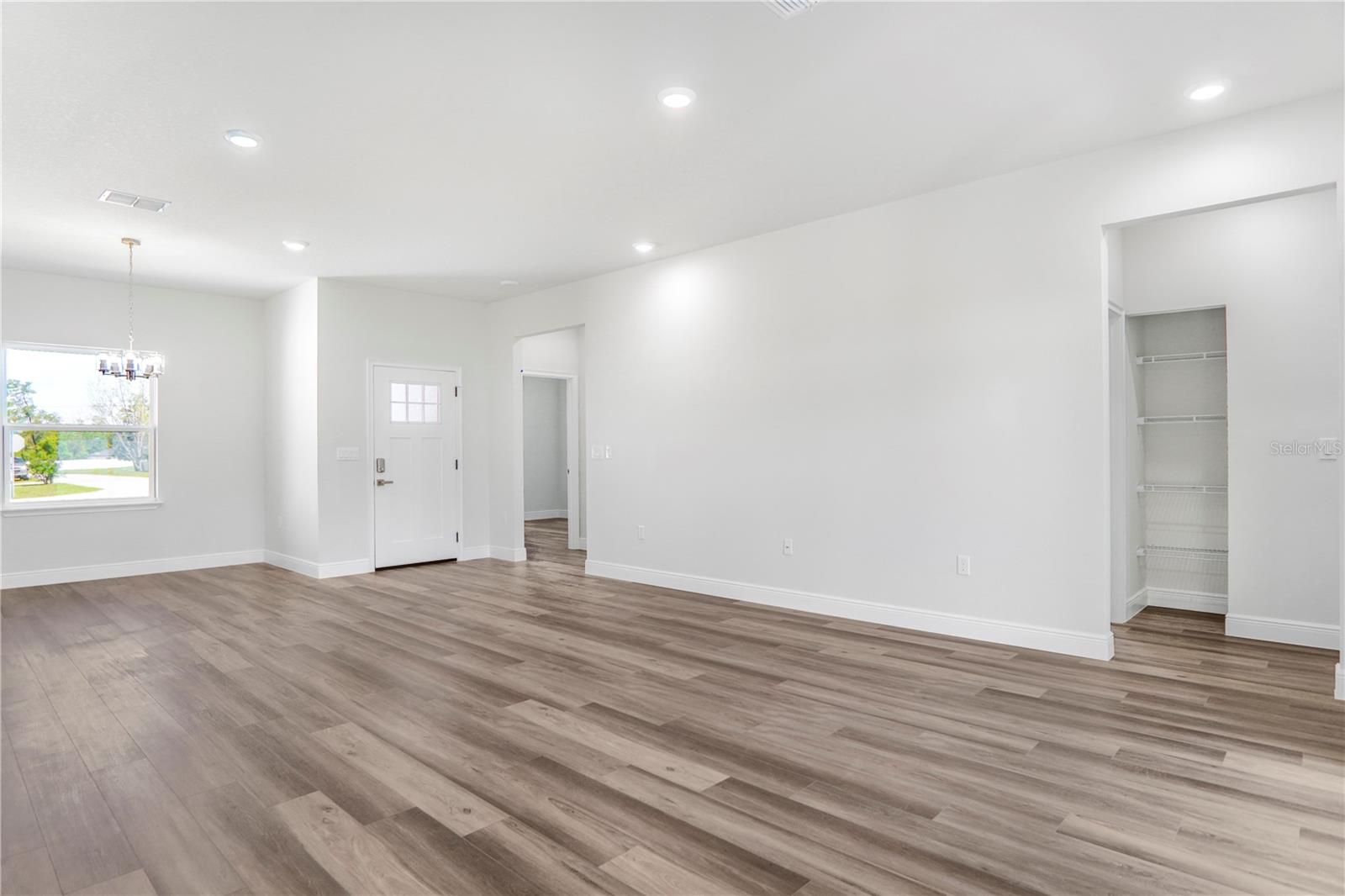 MARION OAKS UN 06 - Residential