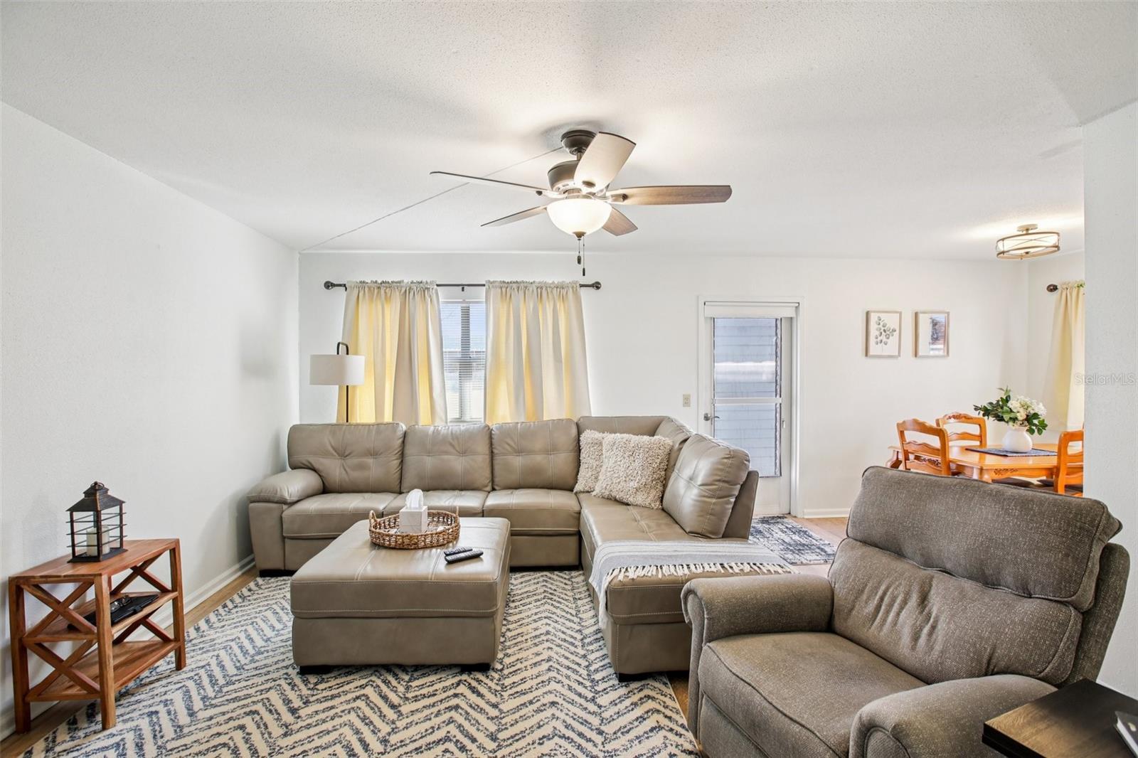 BEDFORD E CONDO - Residential