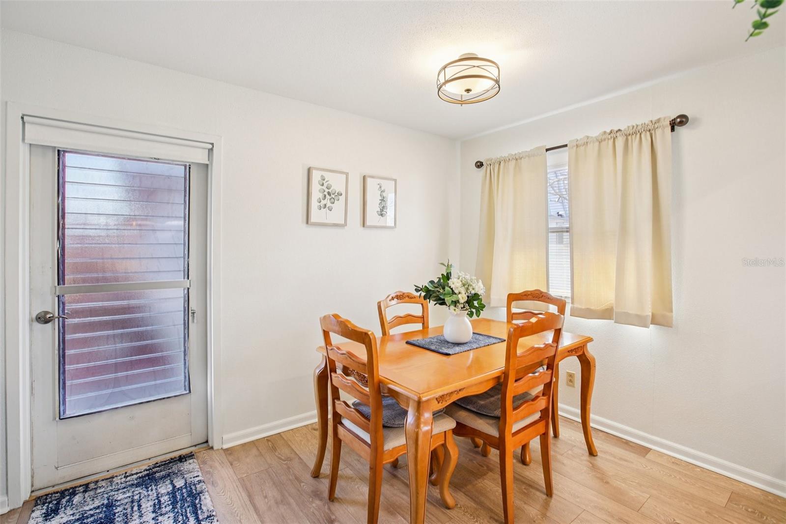 BEDFORD E CONDO - Residential