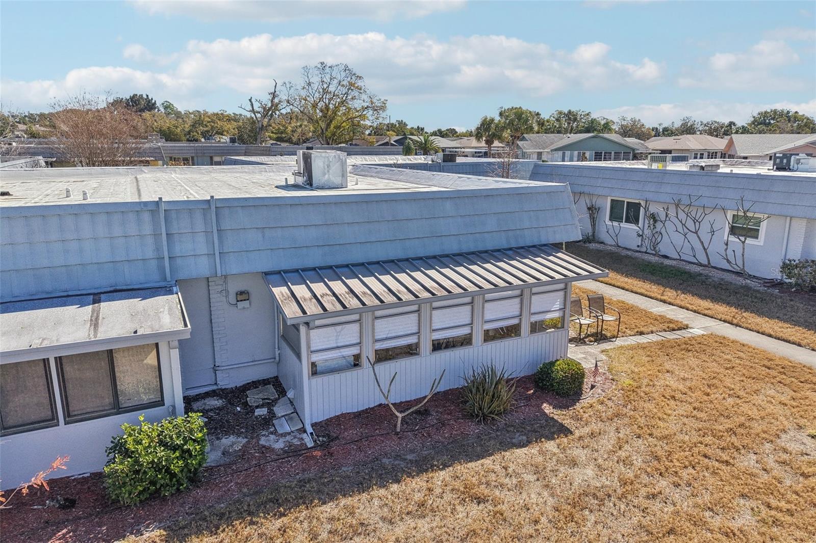 BEDFORD E CONDO - Residential