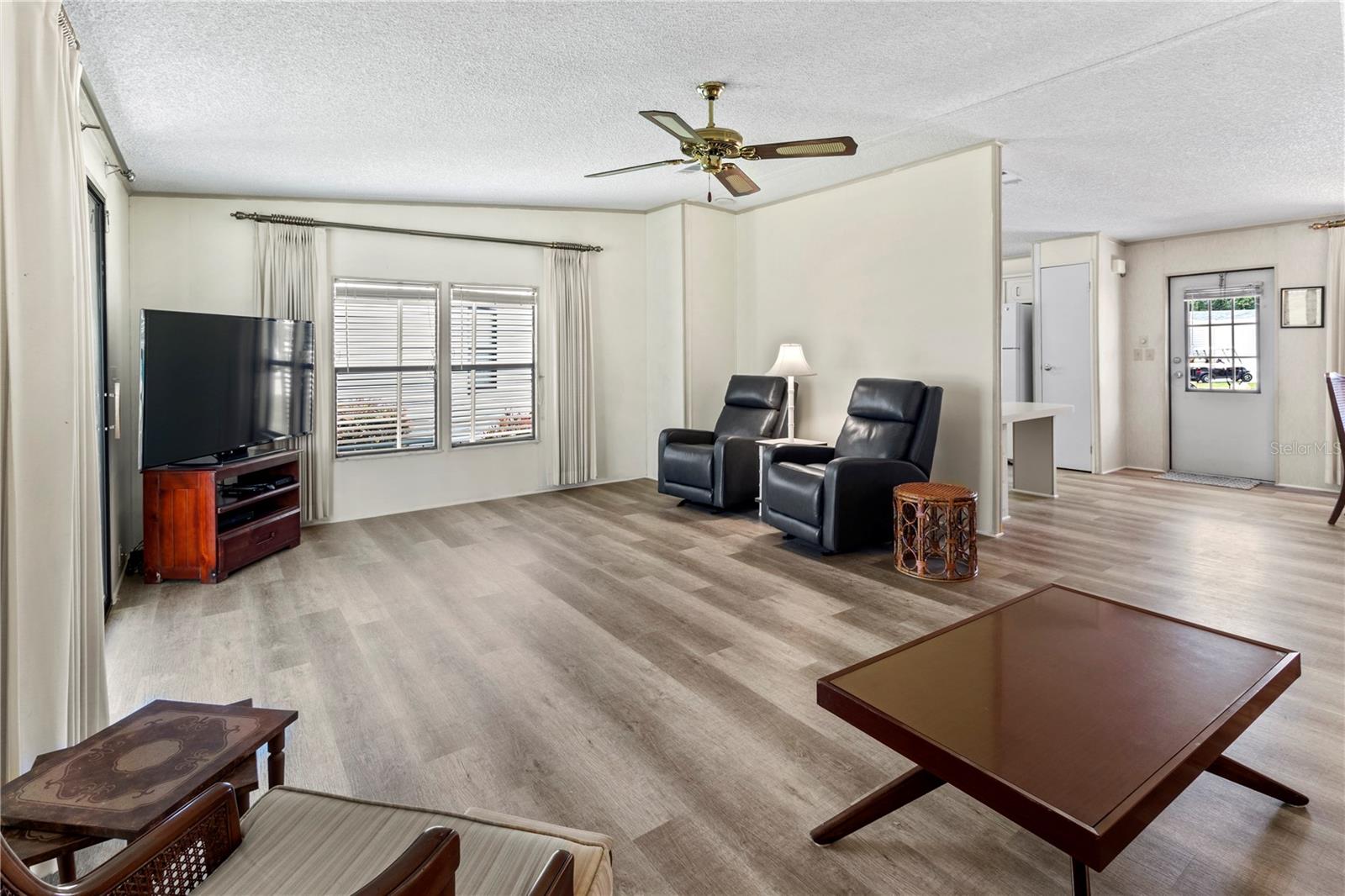 RIDGEWOOD OAKS PH II & III - Residential