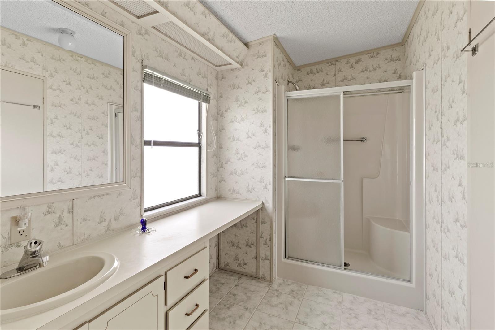 RIDGEWOOD OAKS PH II & III - Residential