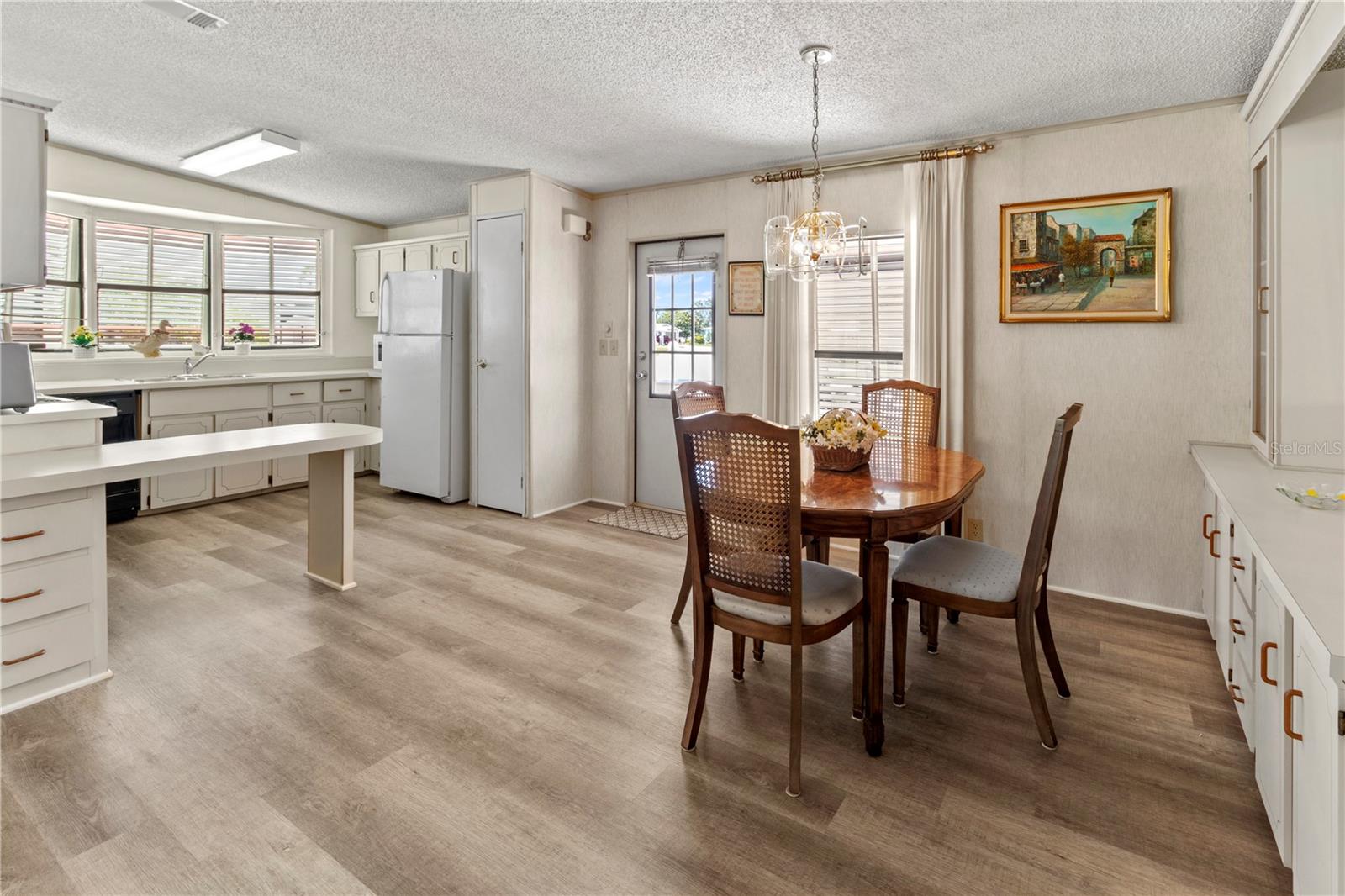 RIDGEWOOD OAKS PH II & III - Residential