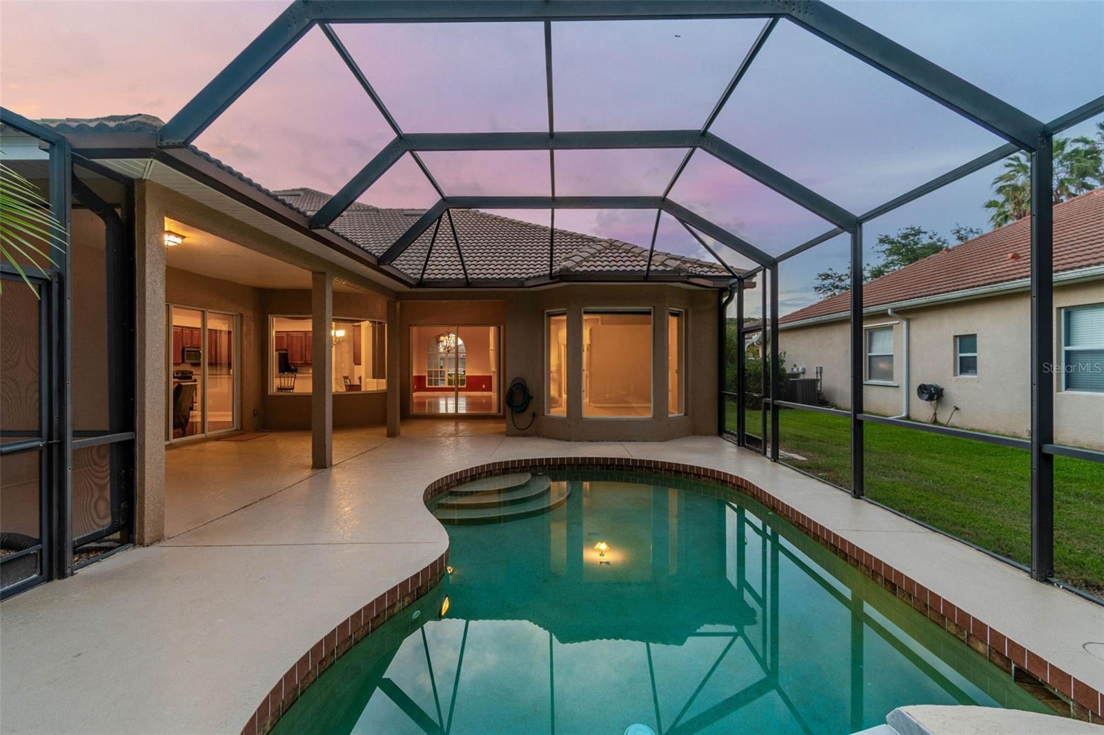 STONEYBROOK AT HERITAGE HARBOUR D-1 - Residential