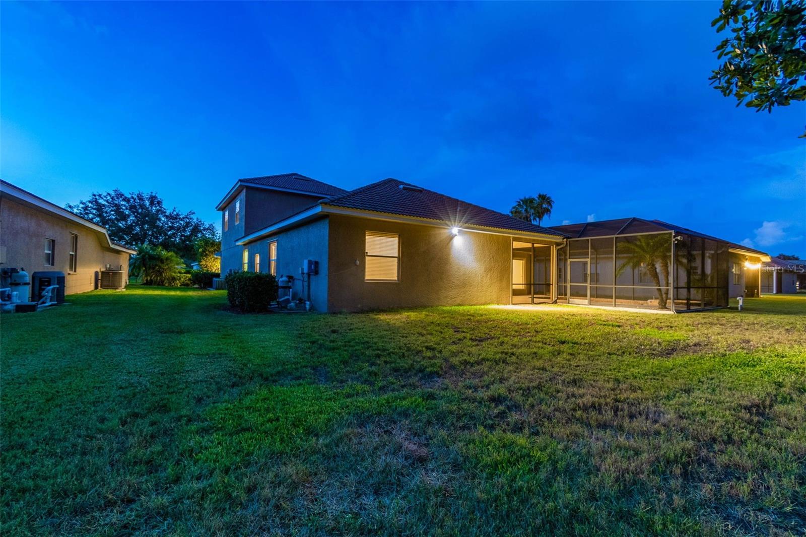 STONEYBROOK AT HERITAGE HARBOUR D-1 - Residential