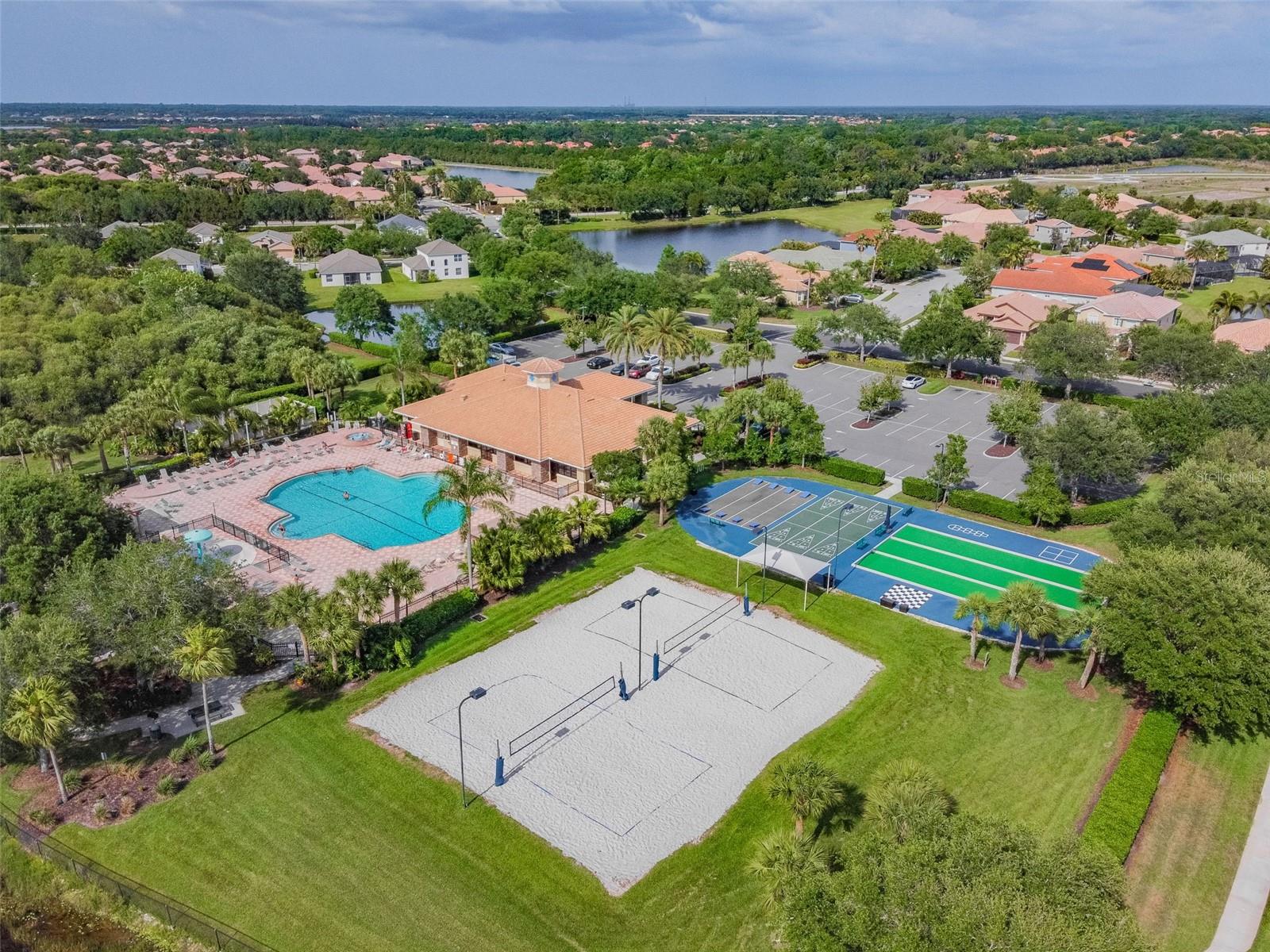 STONEYBROOK AT HERITAGE HARBOUR D-1 - Residential