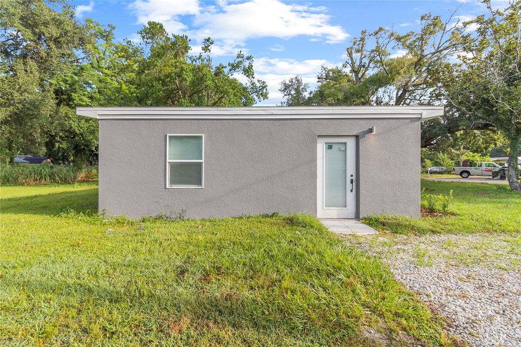 Photo of 1920 Cloverlawn Avenue, Orlando, FL 32806 (MLS # O6412078)