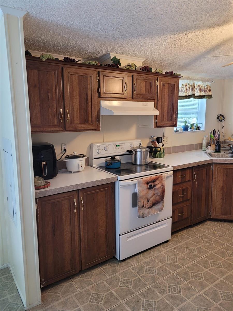 LAKE WEIR HEIGHTS - Residential