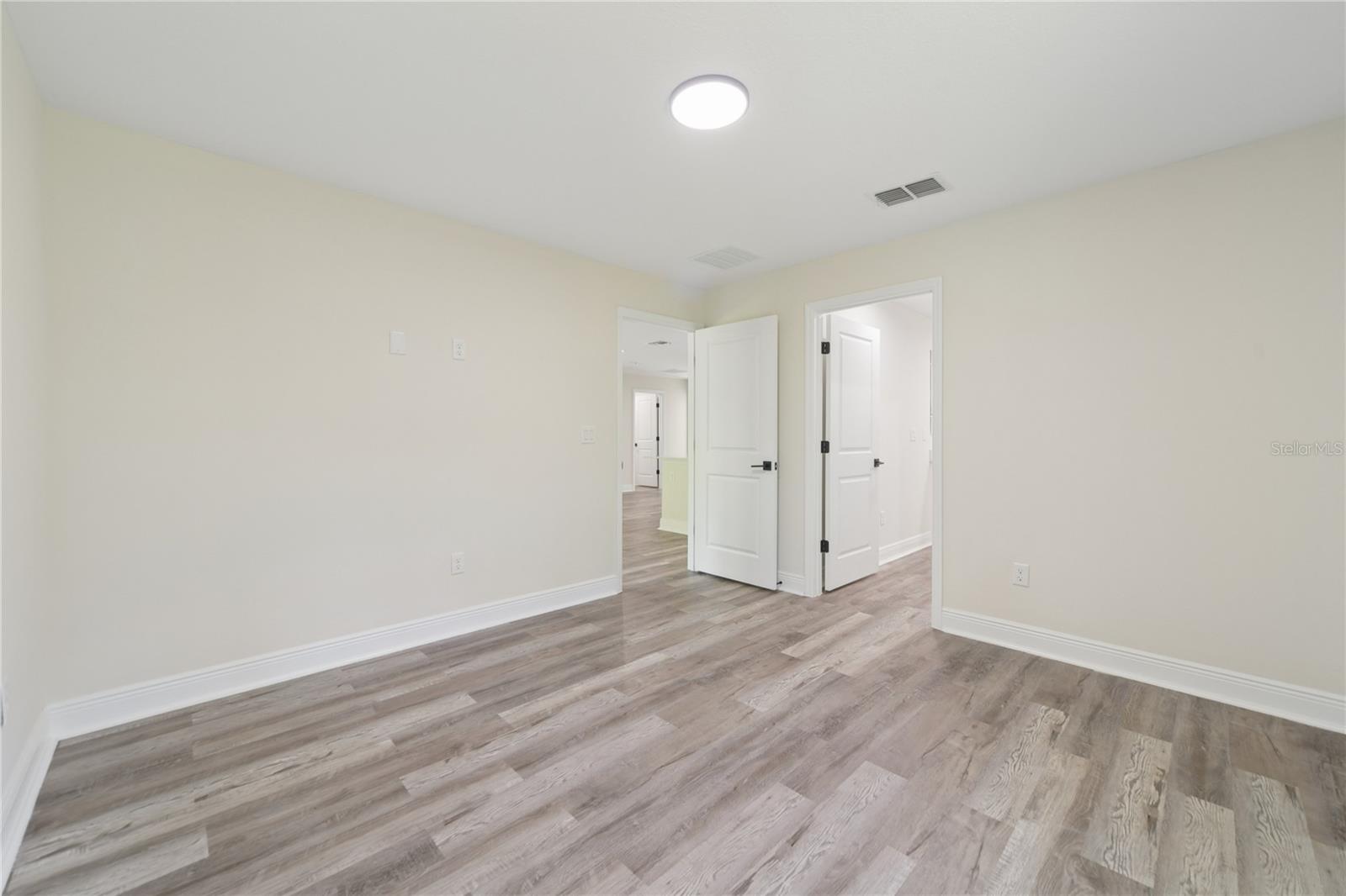 DAYTONA PARK ESTATES SEC E - Residential