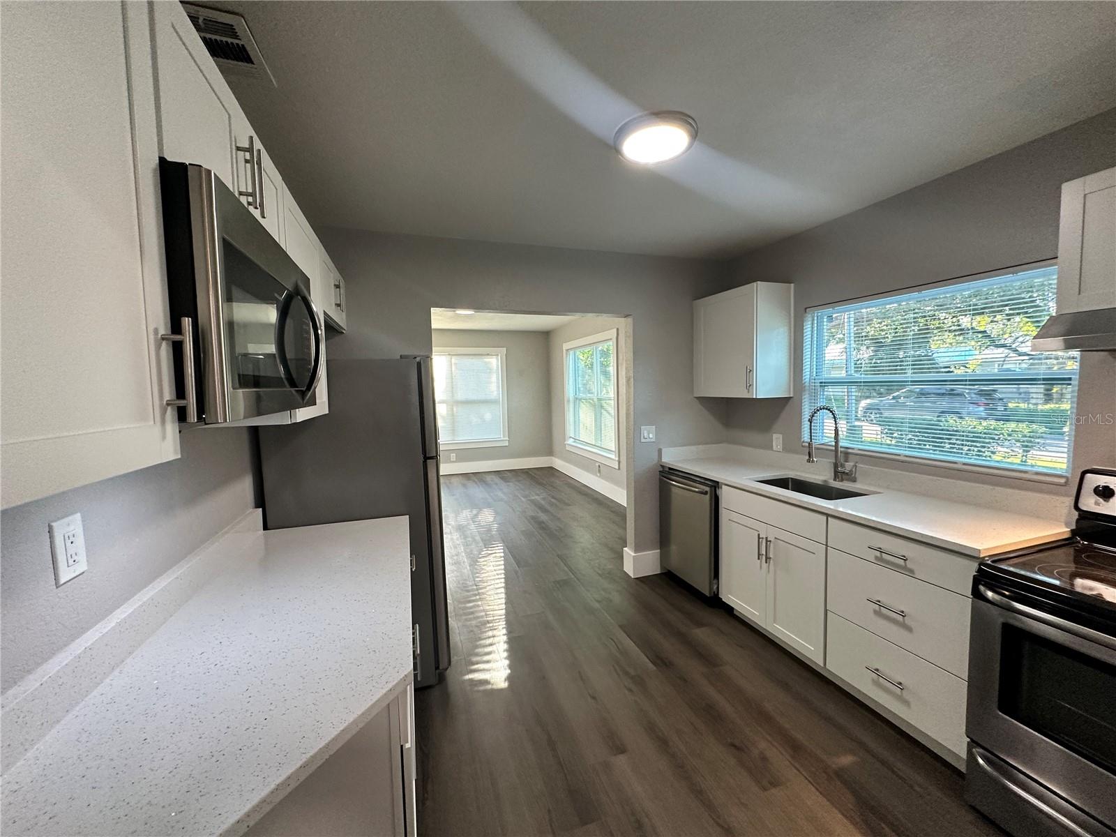 HIGHLAND PARK - Residential
