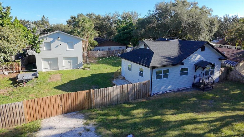 Photo of 1006 15th Avenue NW, Largo, FL 33770 (MLS # TB8437194)