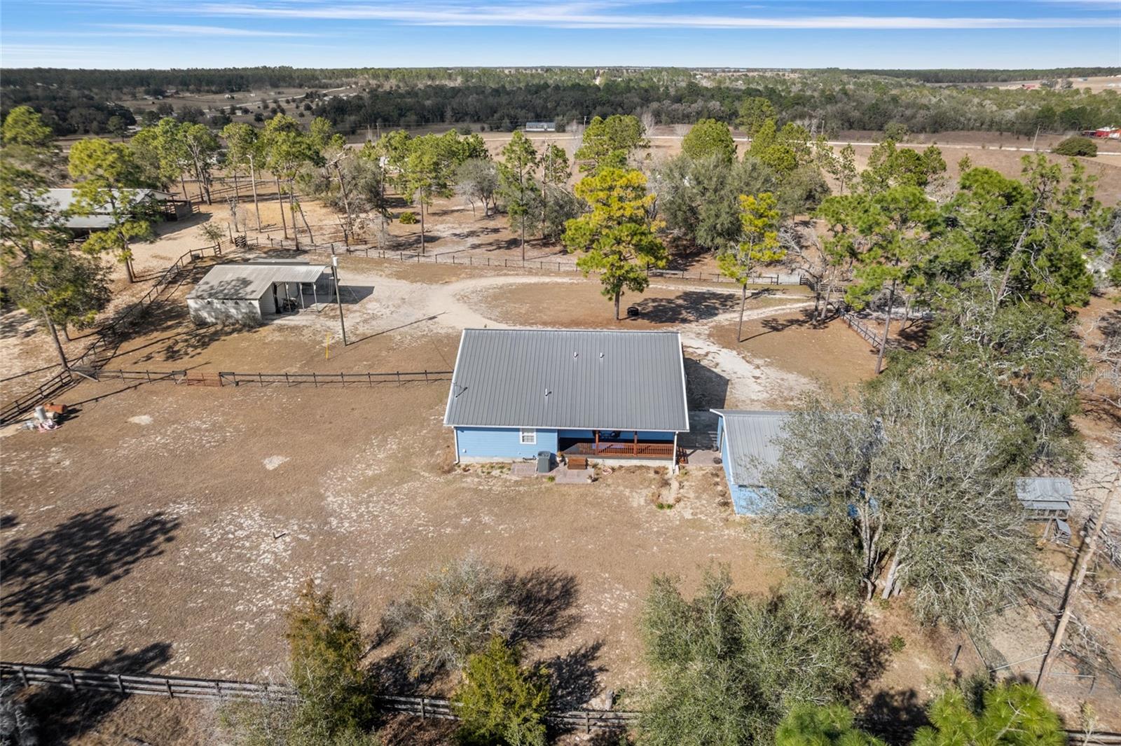 TRIPLE CROWN FARMS - Residential