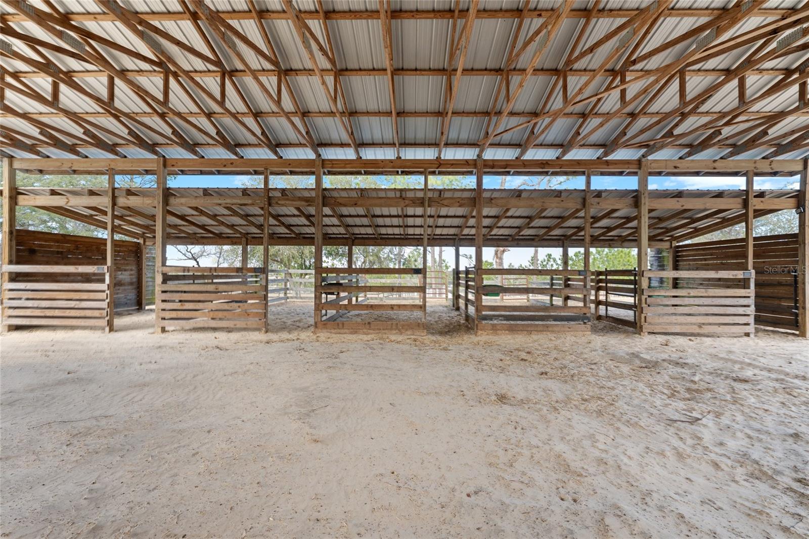 TRIPLE CROWN FARMS - Residential