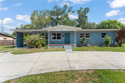 Property photo of 715 W Beacon Road, Lakeland, FL 33803